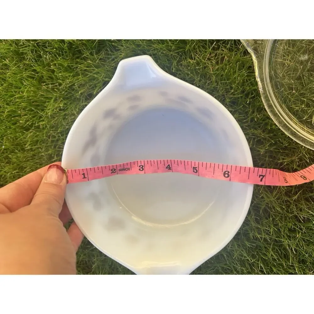 Vintage Pyrex Early American 1 1/2 Pt. Cinderella Casserole Dish 472 WITH LID